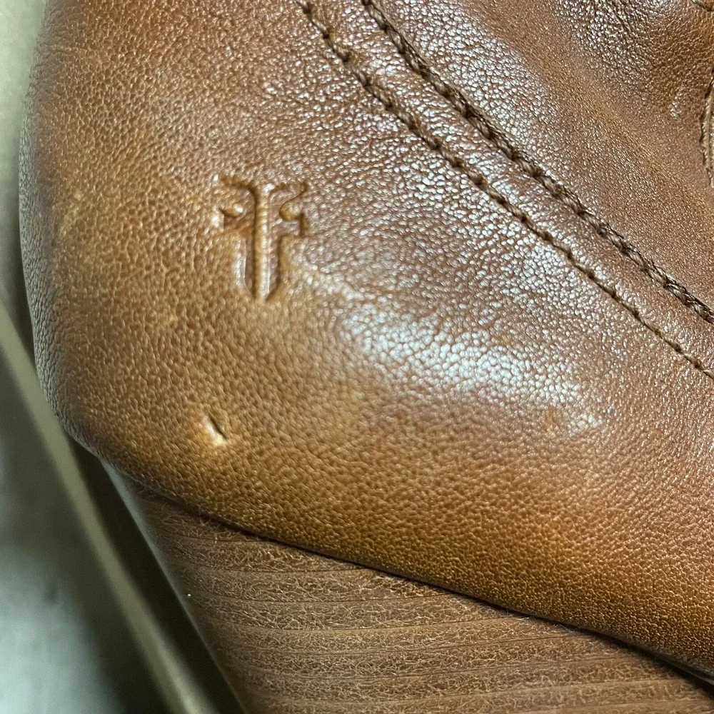 FRYE‎ Women's Sz 9.5M Reina Cognac Leather Western Ankle Bootie Festival Concert